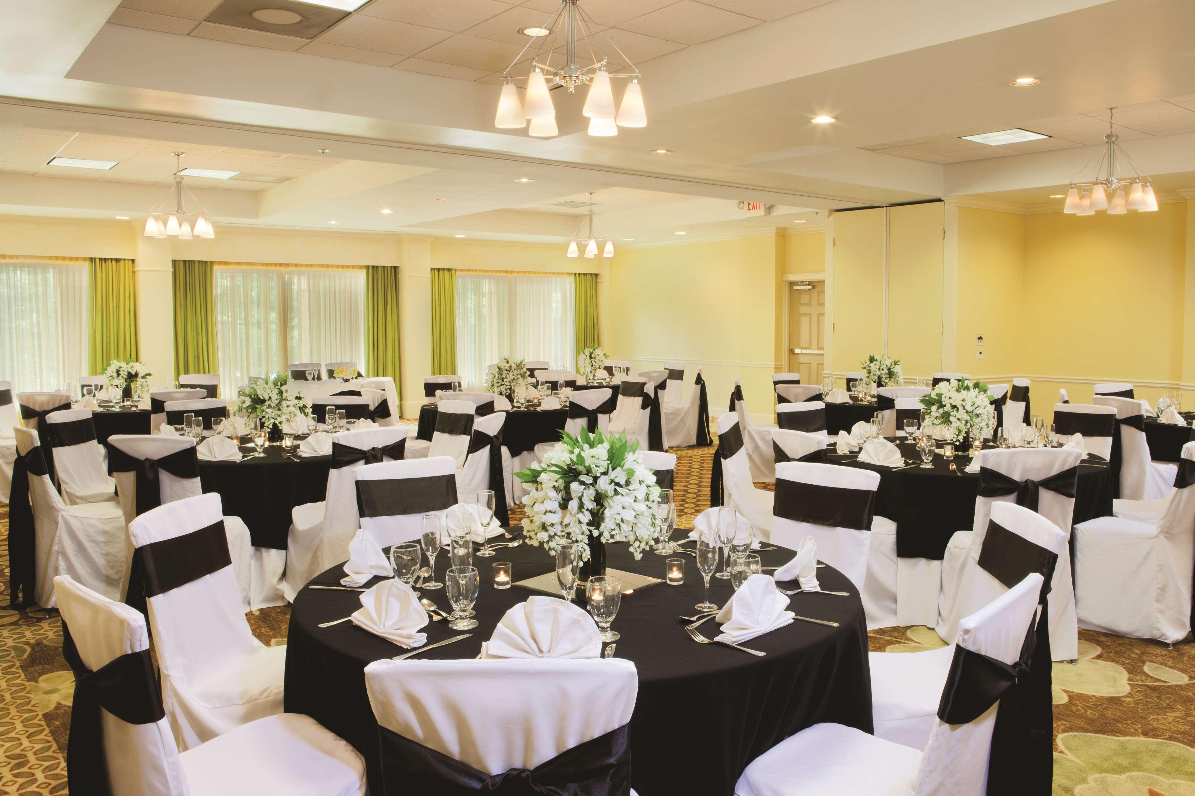 Doubletree Suites By Hilton At The Battery Atlanta Smyrna Luaran gambar