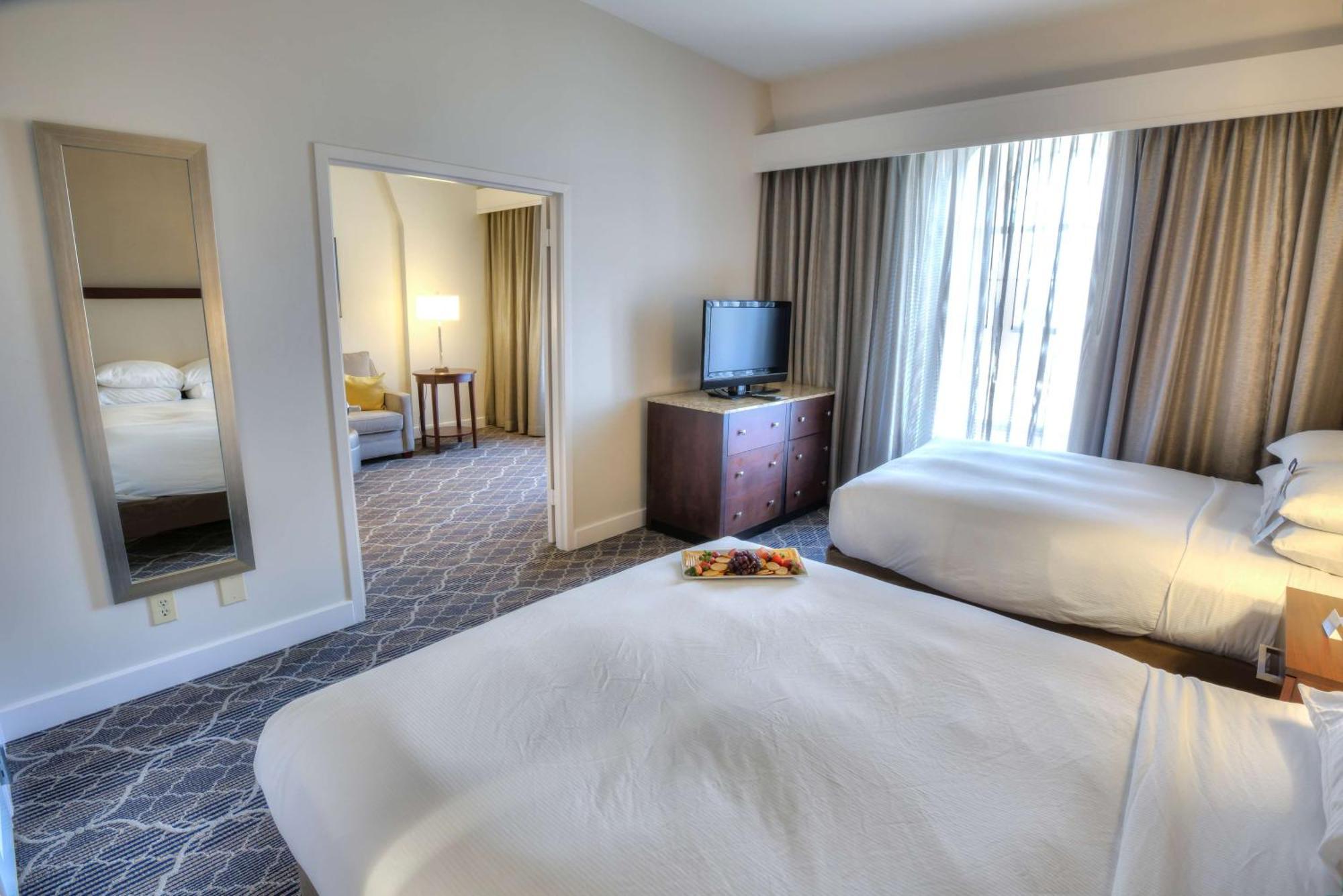 Doubletree Suites By Hilton At The Battery Atlanta Smyrna Luaran gambar