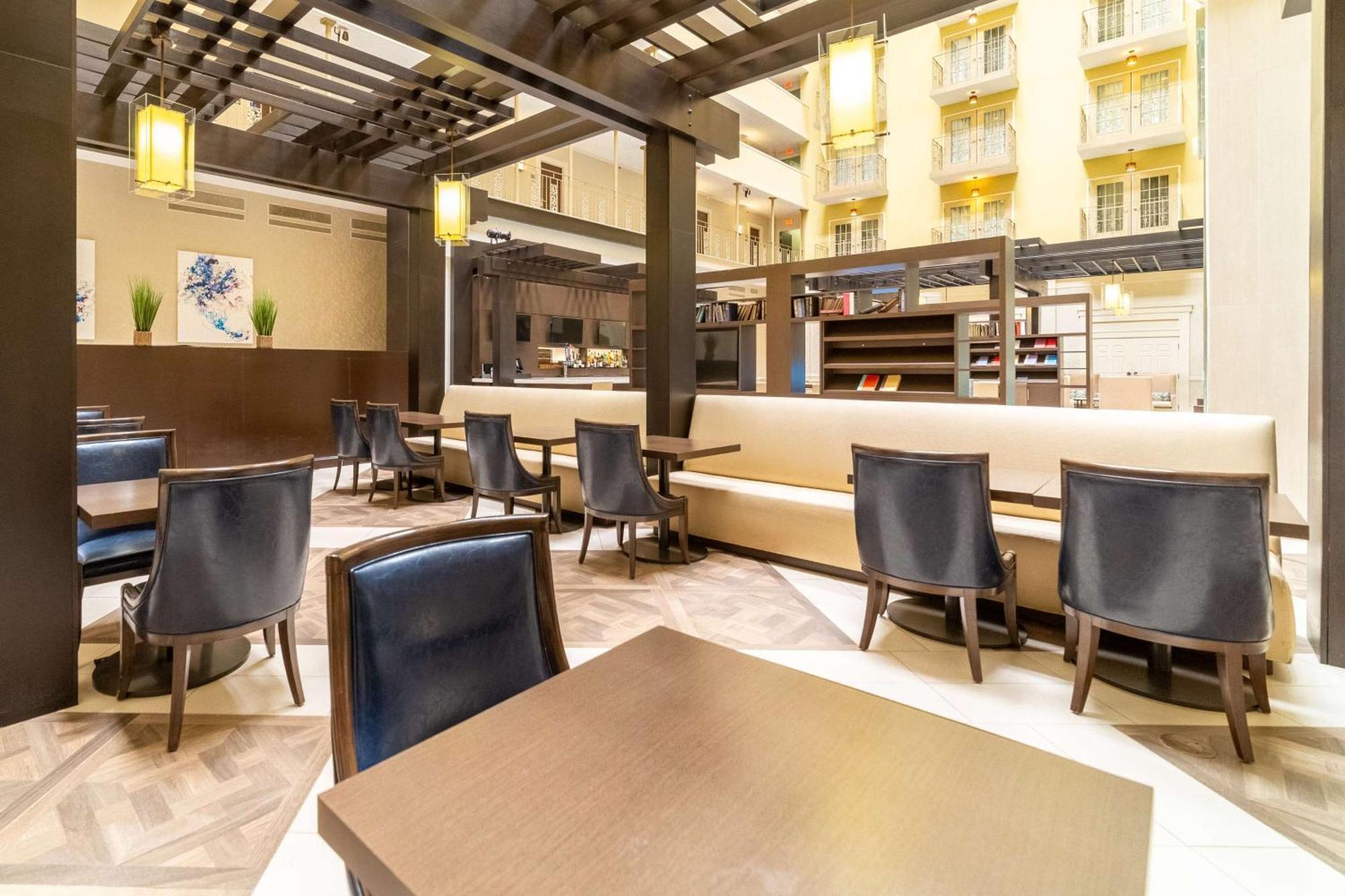 Doubletree Suites By Hilton At The Battery Atlanta Smyrna Luaran gambar